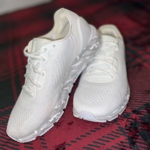 Under Armour HOVR sonic 5 Bluetooth